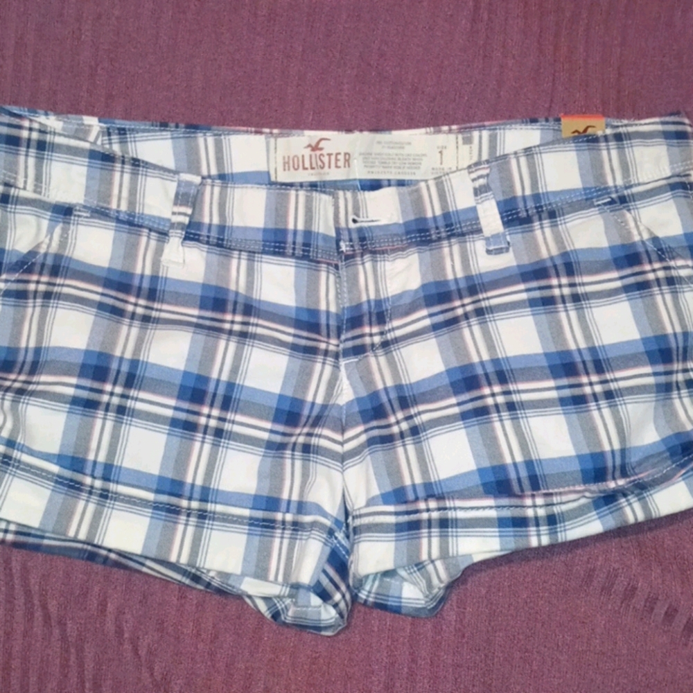 Hollister plad shorts size 1